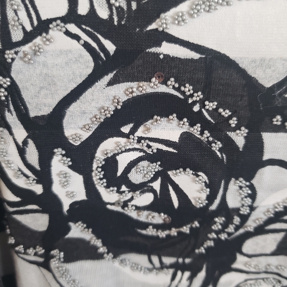 3for$30 1 piece that looks like 2 pieces - Picture 2 of 5